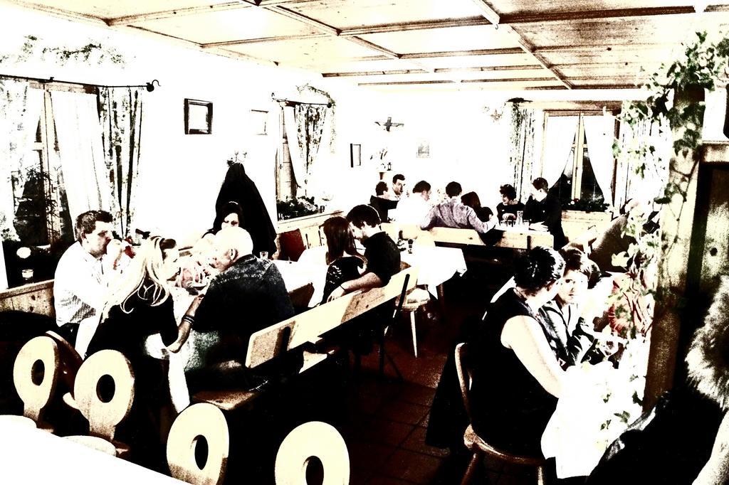 Gasthof Zum Schupfen Hotel Innsbruck Bagian luar foto