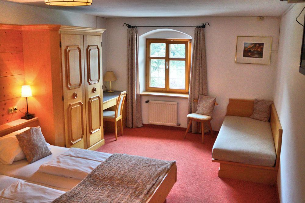 Gasthof Zum Schupfen Hotel Innsbruck Bagian luar foto