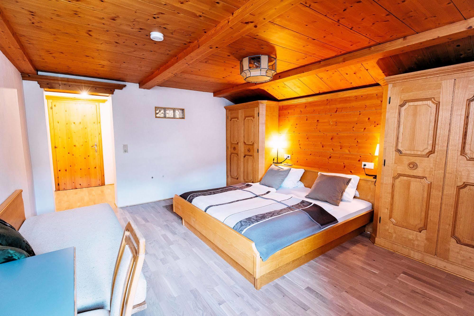 Gasthof Zum Schupfen Hotel Innsbruck Bagian luar foto